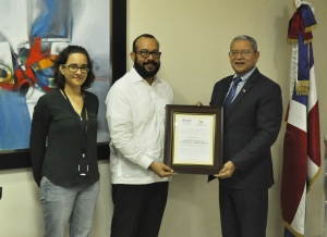 Reconocen a la DIGECOG por sus aportes al plan de Quisqueya Aprende Contigo